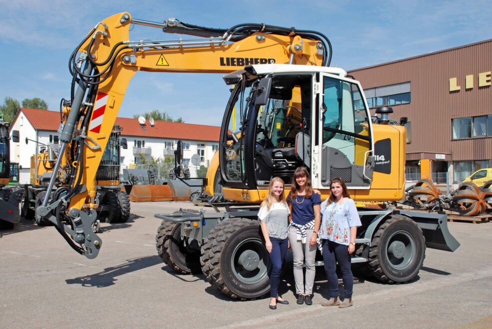 Gewinnerteam TANNER-Hochschulwettbewerb bei Liebherr