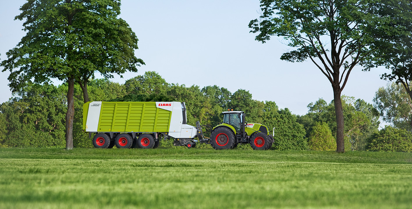 Landmaschine von Claas als Motiv des 8. TANNER-Hochschulwettbewerbs